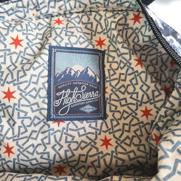 High Sierra Clybourn Tote Bag, Blue & White Geometric Eclipse/Raven, One Size - Picture 8 of 12